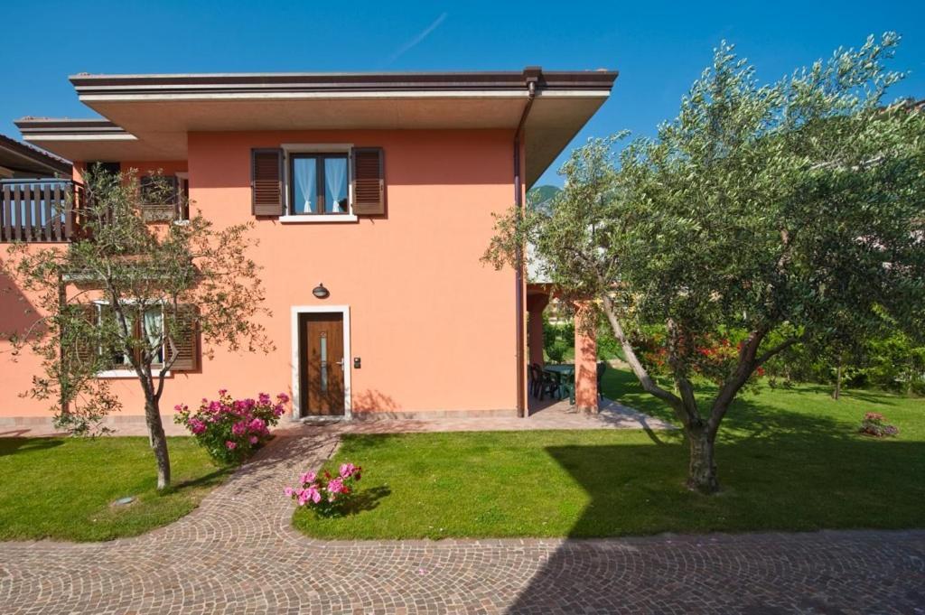Casa Martinelli Apartment Torbole Sul Garda Luaran gambar