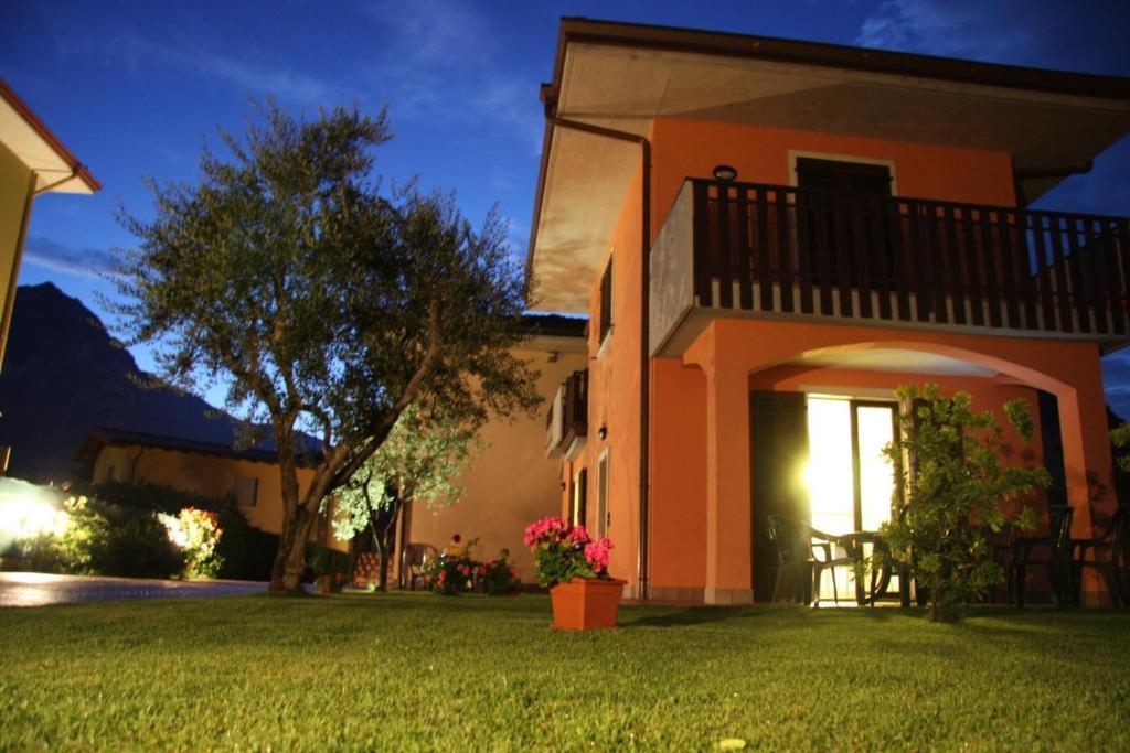 Casa Martinelli Apartment Torbole Sul Garda Luaran gambar